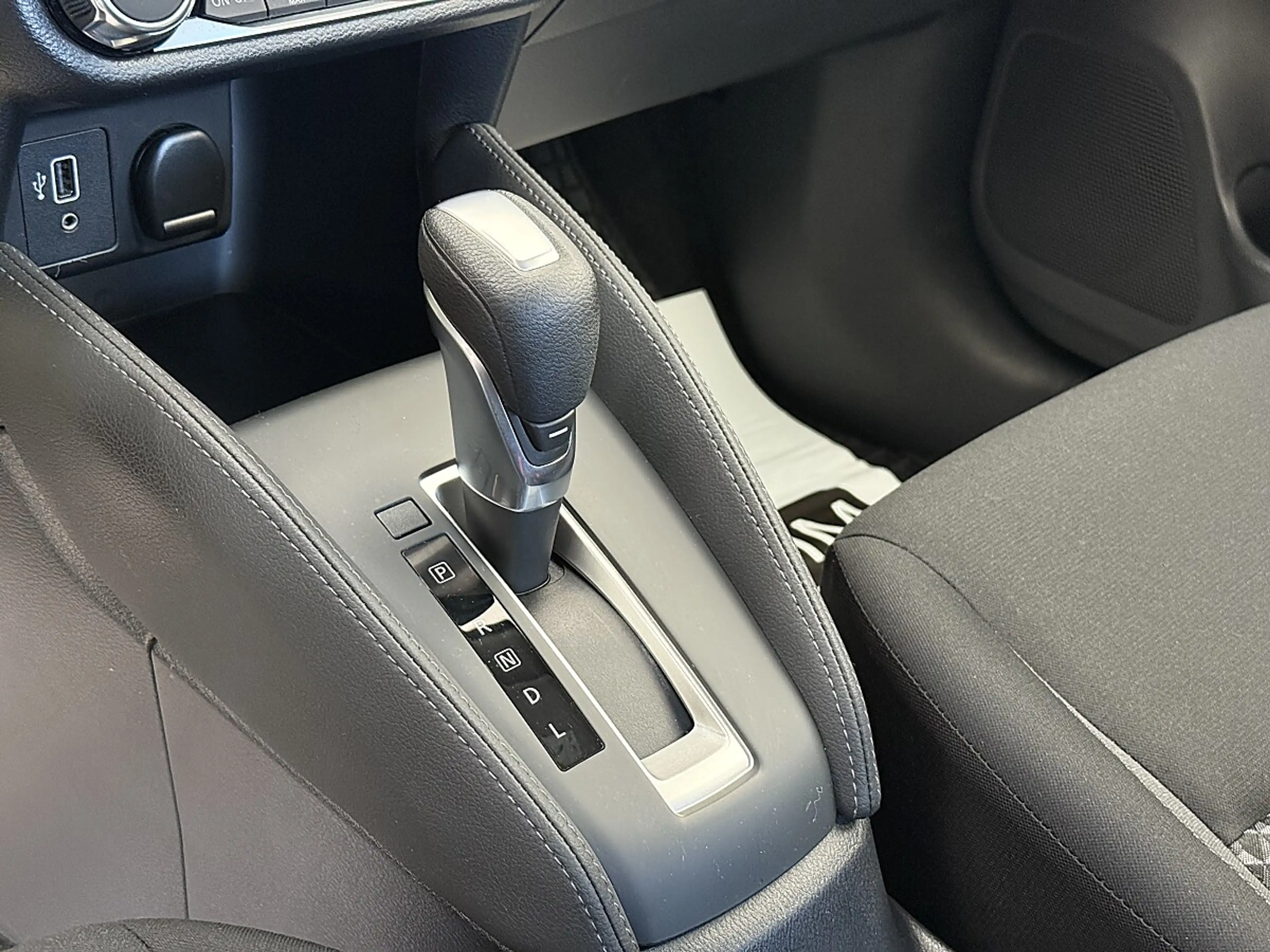 Nissan Micra 1,0 IG-T Acenta Xtronic Aut. — photo 14