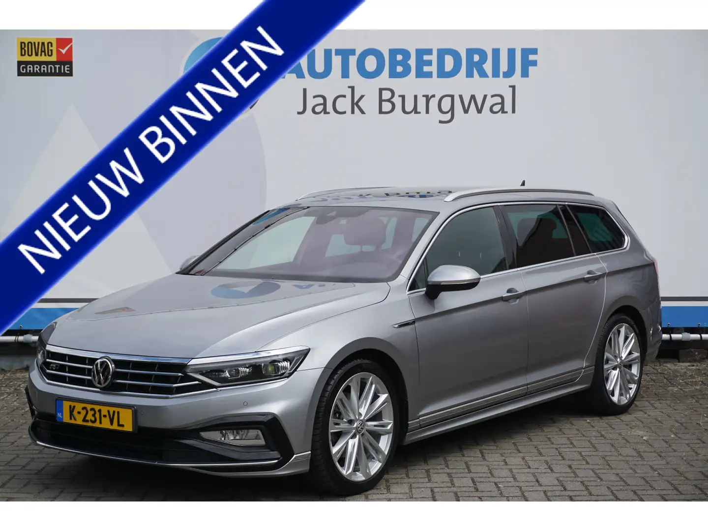 Volkswagen Passat Variant 1.5 TSI DSG Elegance Business R-Line Trekhaak | Ca Grijs - 1