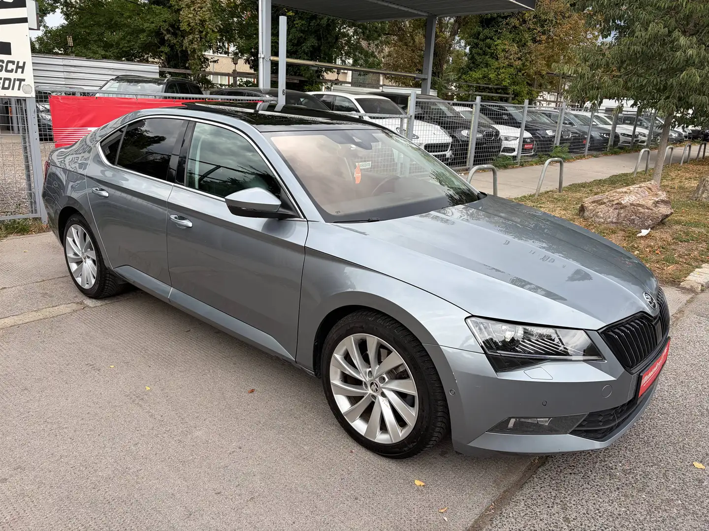 Skoda Superb Superb 2,0 TDI Active DSG Active - 1