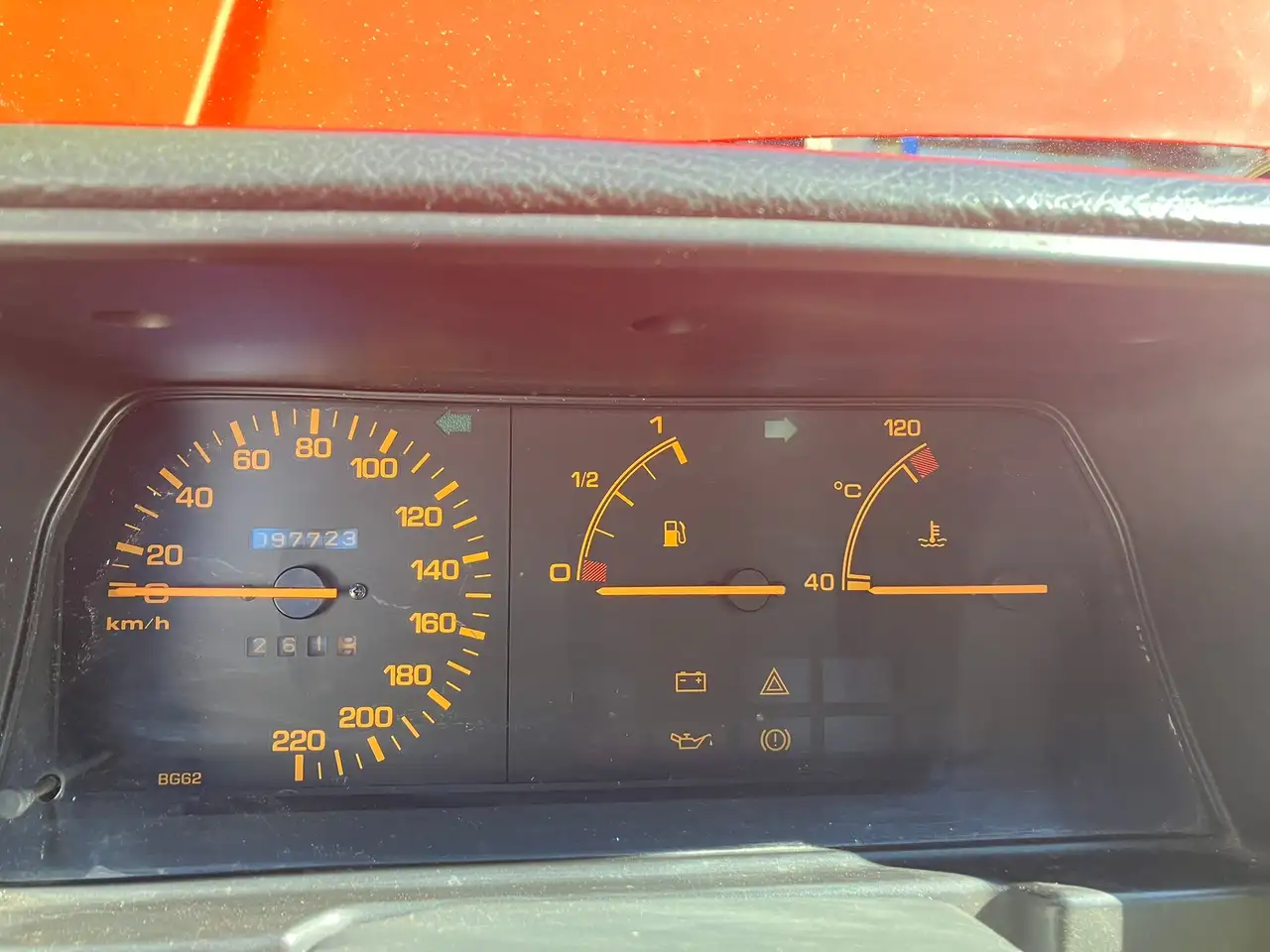 Mazda 323 1.3 LX, foto 8