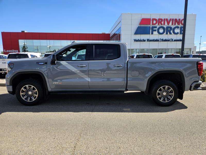 2024 GMC Sierra 1500 4WD Crew Cab 157 AT4, 3.0L Duramax Diesel, Leather — снимка 1