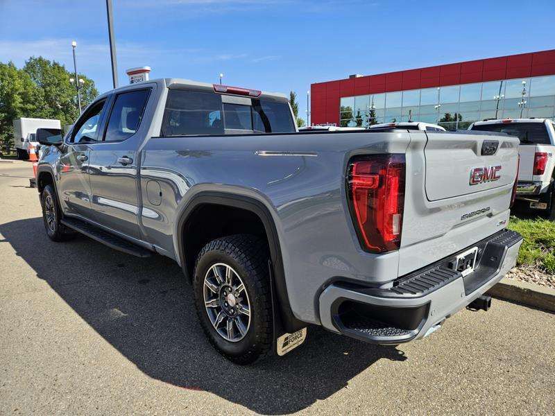 2024 GMC Sierra 1500 4WD Crew Cab 157 AT4, 3.0L Duramax Diesel, Leather — снимка 1