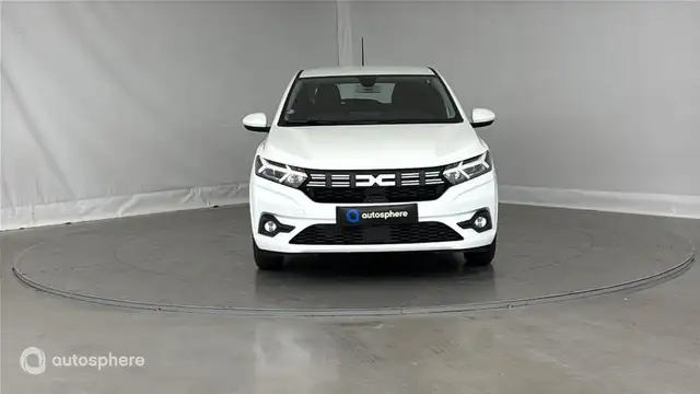 Dacia Sandero view 2