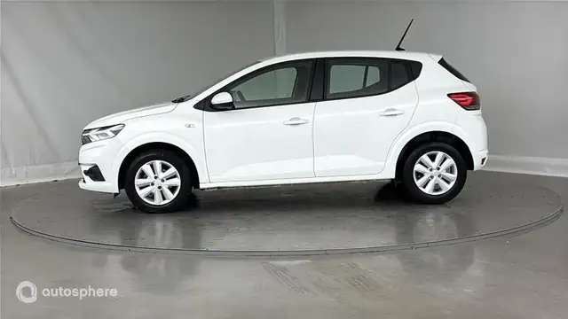 Dacia Sandero view 7