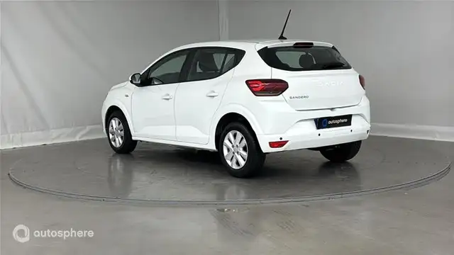 Dacia Sandero view 8