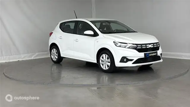 Dacia Sandero view 3