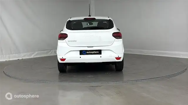 Dacia Sandero view 6
