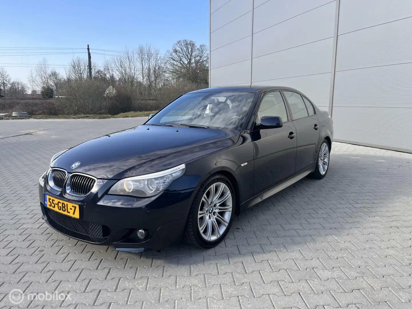 BMW 525 5-serie 525i LCI M-Sport Černá - 1