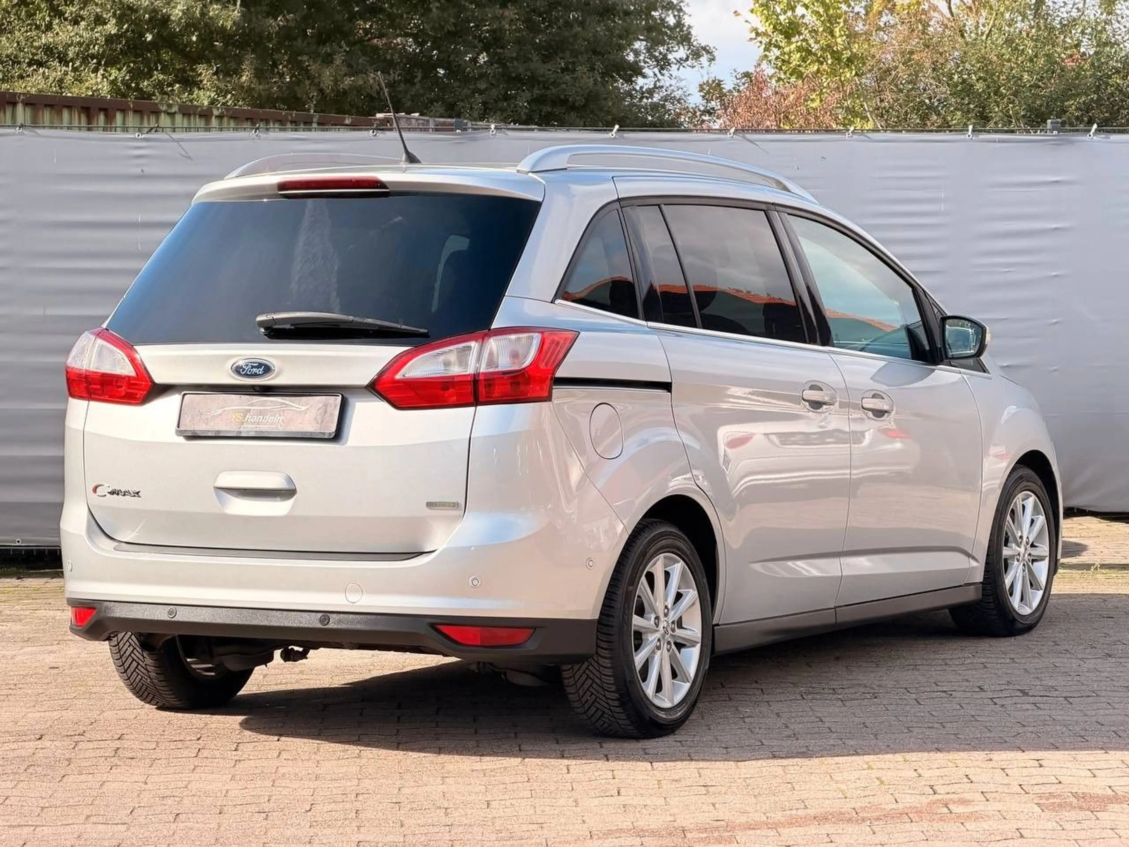 Ford Grand C-Max Grand C-MAX Titanium/Zahnriemen neu/RFK/LHZ/ACC — photo 4