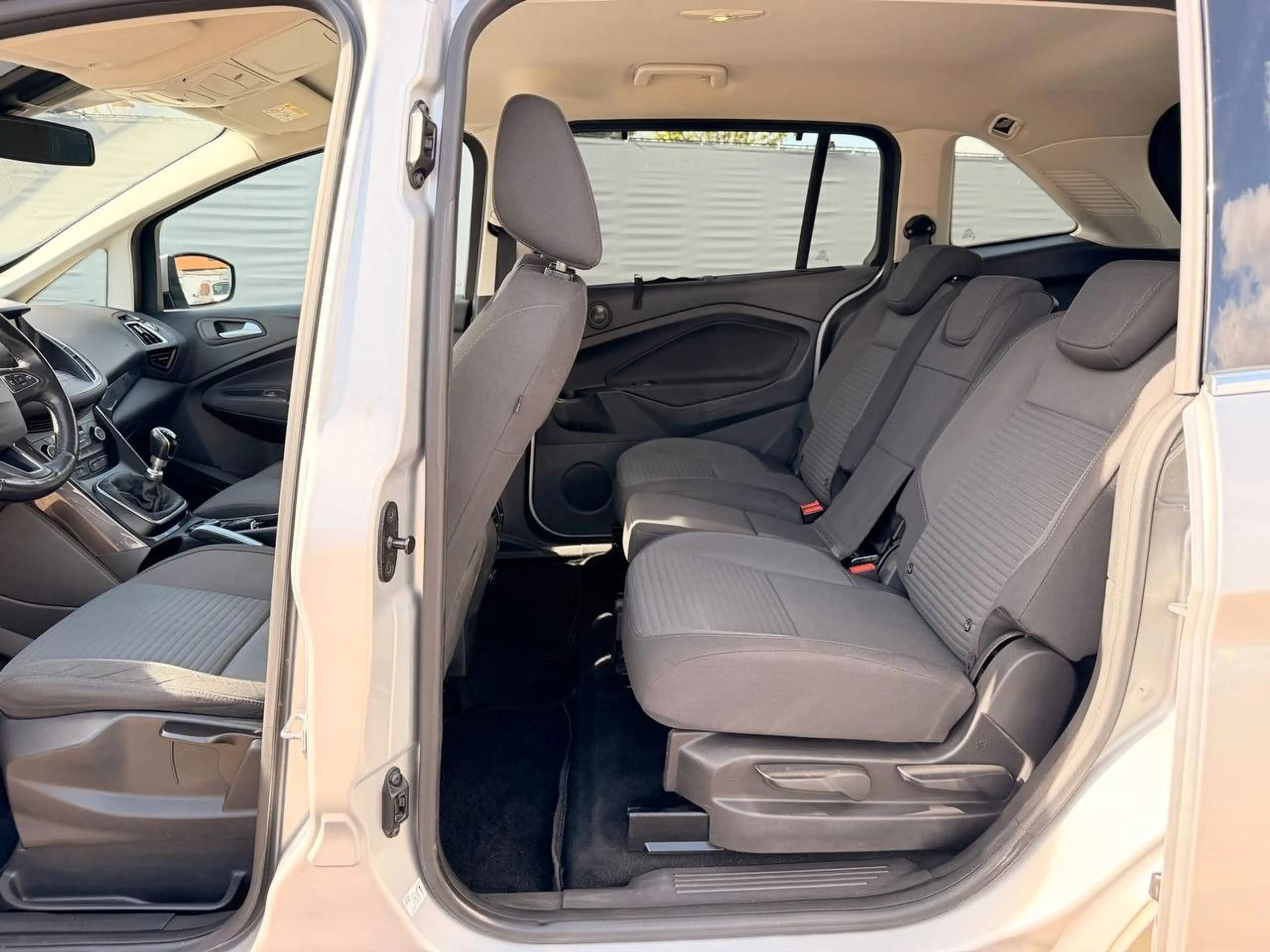 Ford Grand C-Max Grand C-MAX Titanium/Zahnriemen neu/RFK/LHZ/ACC — photo 13