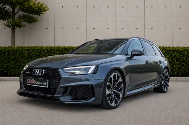 Audi RS4 Avant 2.9 TFSI quattro tiptronic