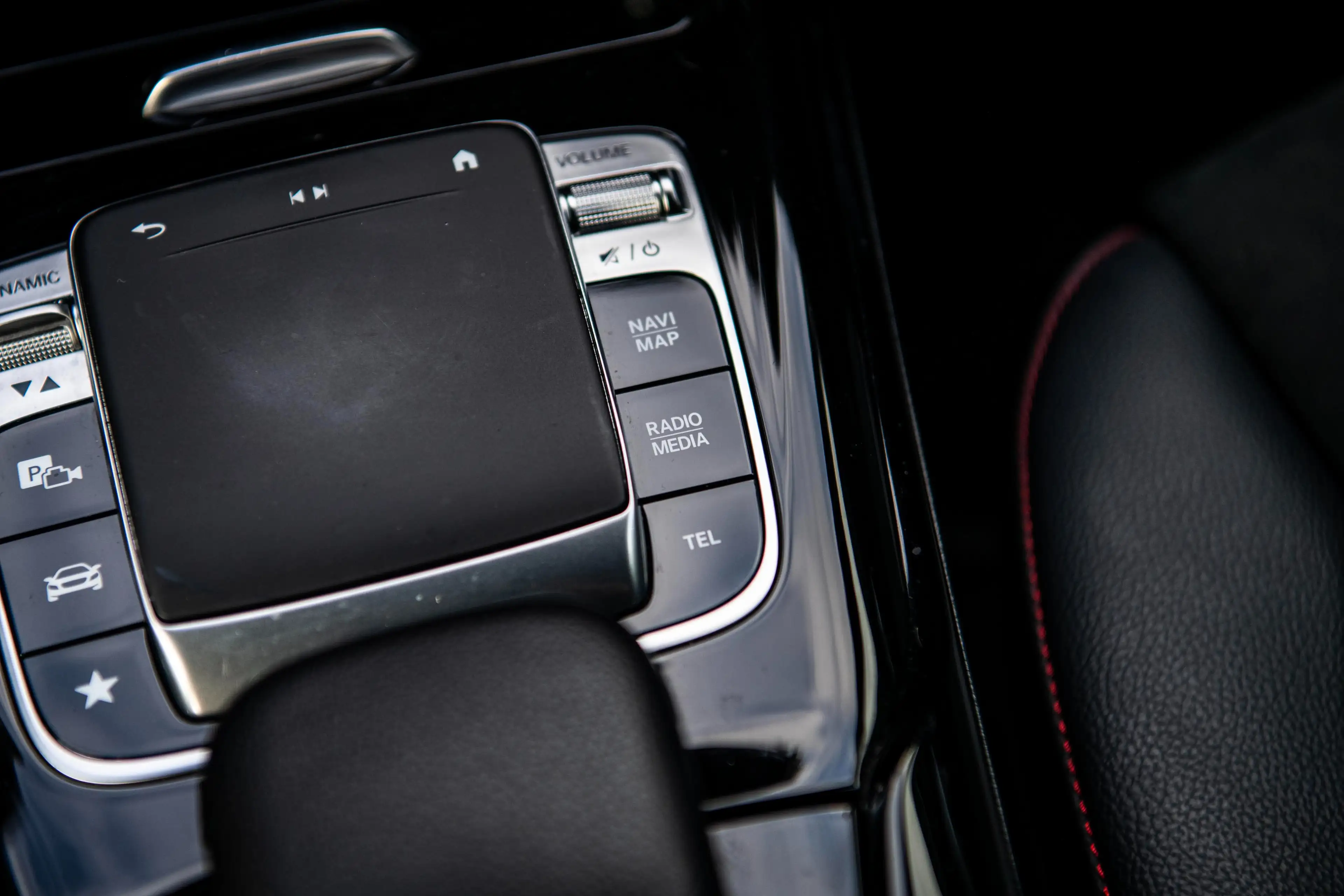 Mercedes-Benz A 35 AMG AMG 35 4M. Adv. — photo 13