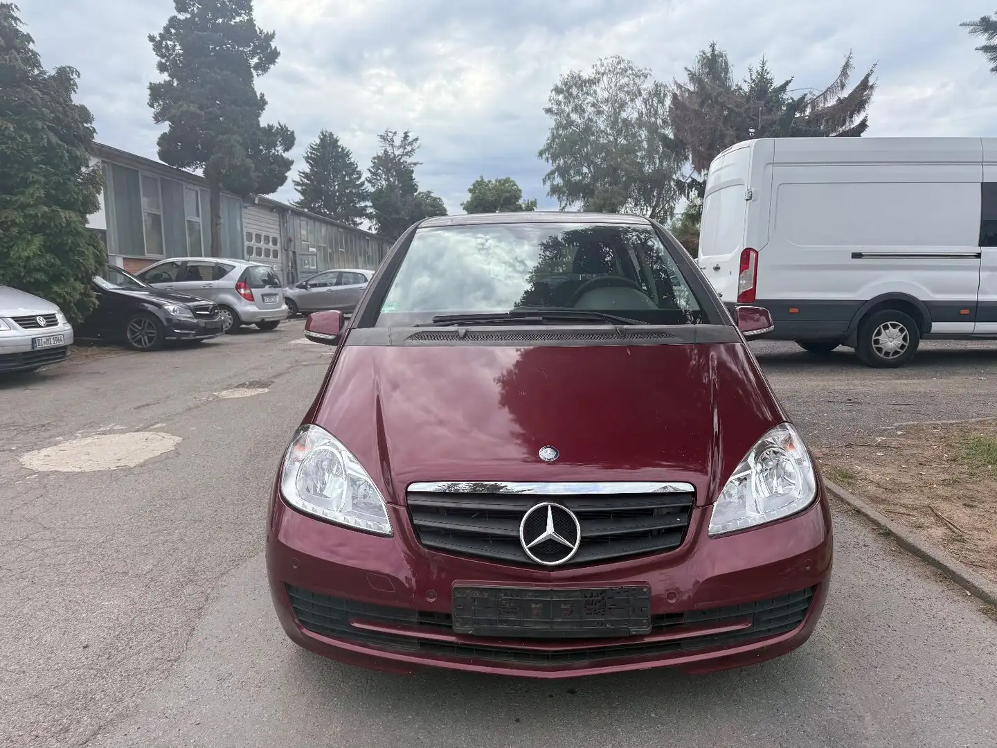 Mercedes-Benz A 150 Automatik KLIMA/SITZHEIZ/PARK/MODELLPFLEGE Rot - 2