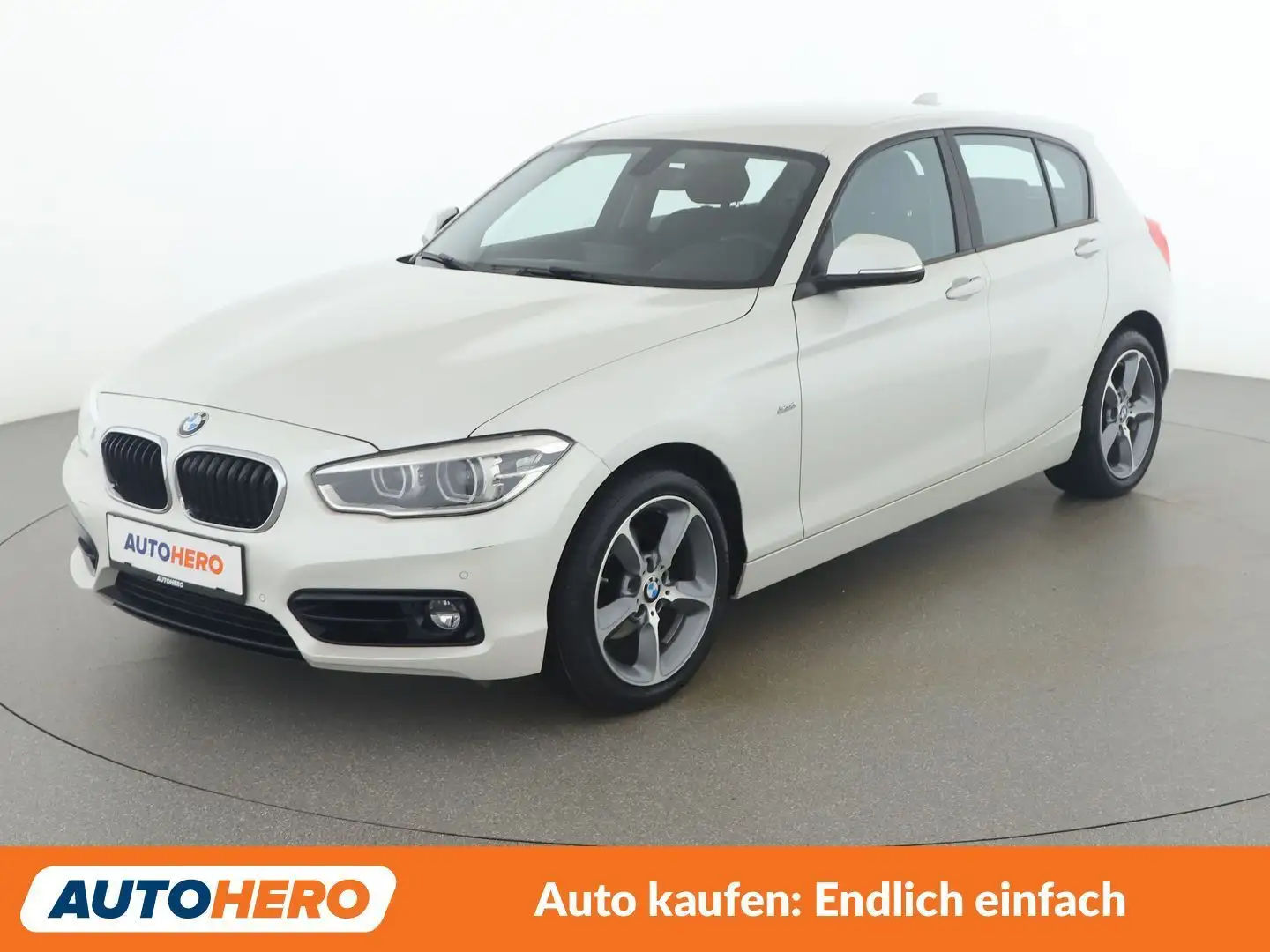 BMW 118 118d Sport Line Weiß - 1
