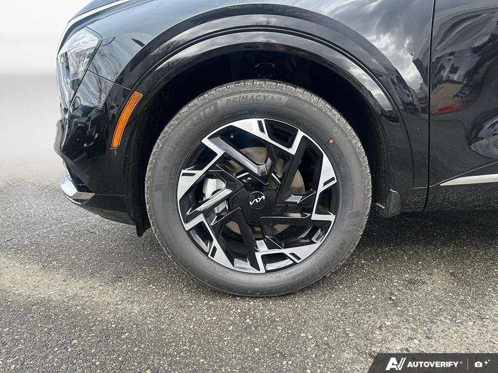 used 2025 Kia Sportage car, priced at $39,987