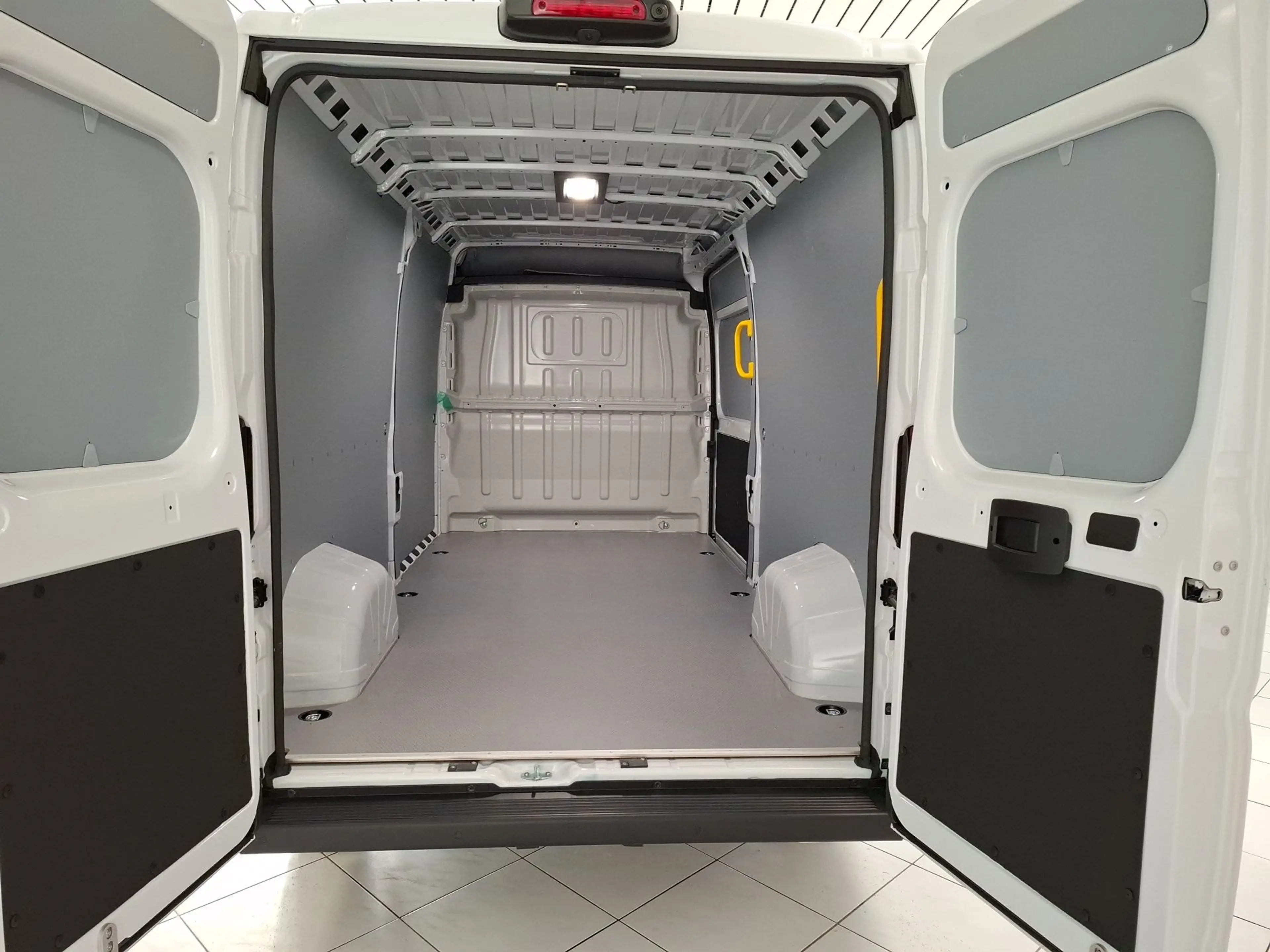 Toyota Proace Max 35 L2H2 2.2 ID 140 Prowork — photo 12