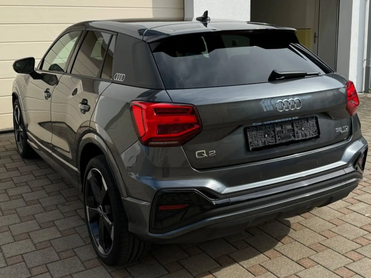 Audi Q2 Q2 35 2.0 tdi quattro s-tronic Grigio - 2