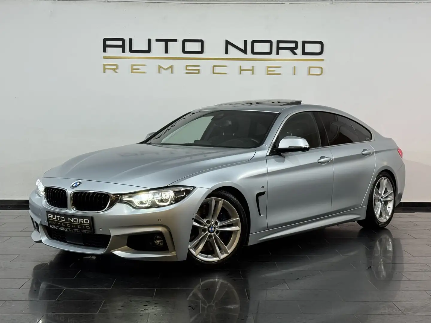 BMW 440 i xDrive M Sport*DEUTSCH*S.Dach* Silber - 1