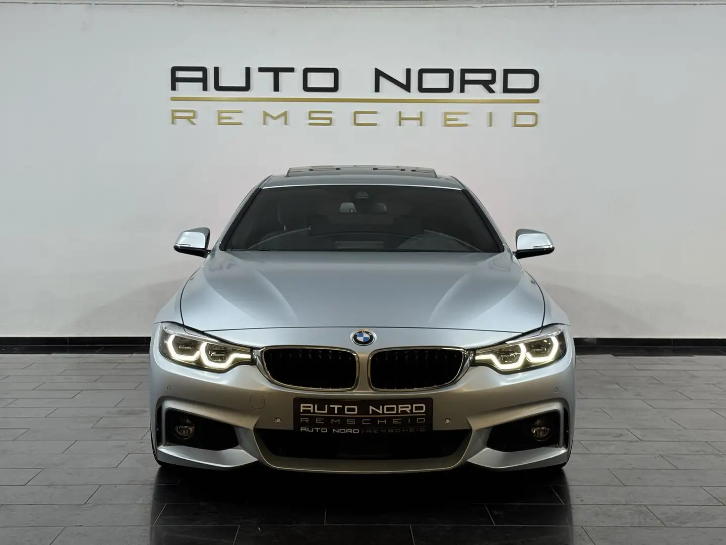 BMW 440 i xDrive M Sport*DEUTSCH*S.Dach* Silber - 2