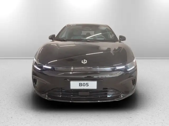 Leapmotor B05 view 2