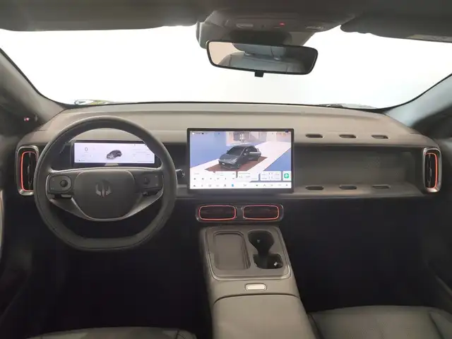 Leapmotor B05 view 11
