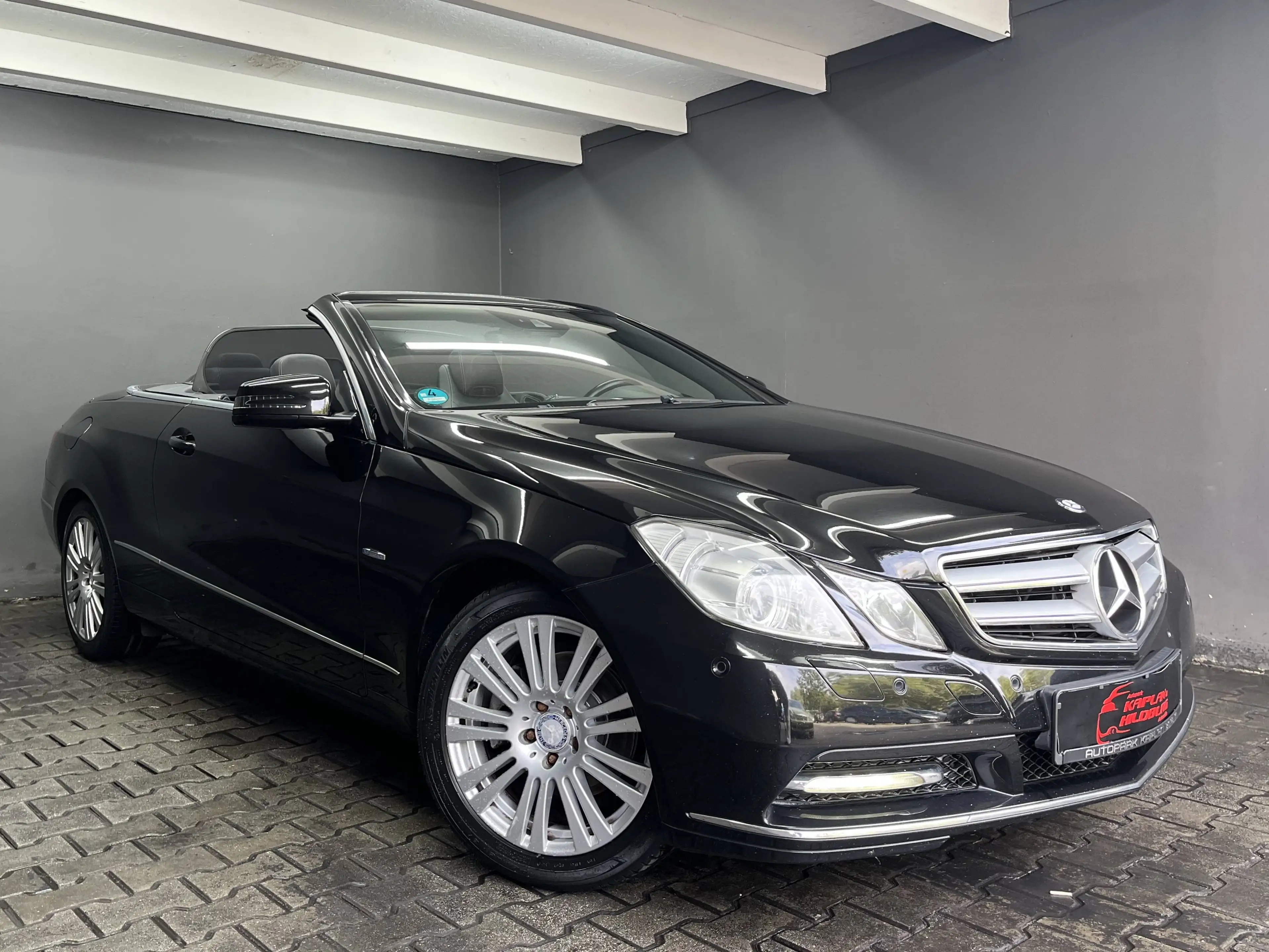 Mercedes-Benz E 250 CGI CABRIO, AUTOMATIK, BiXENON, LEDER, NAV — photo 5
