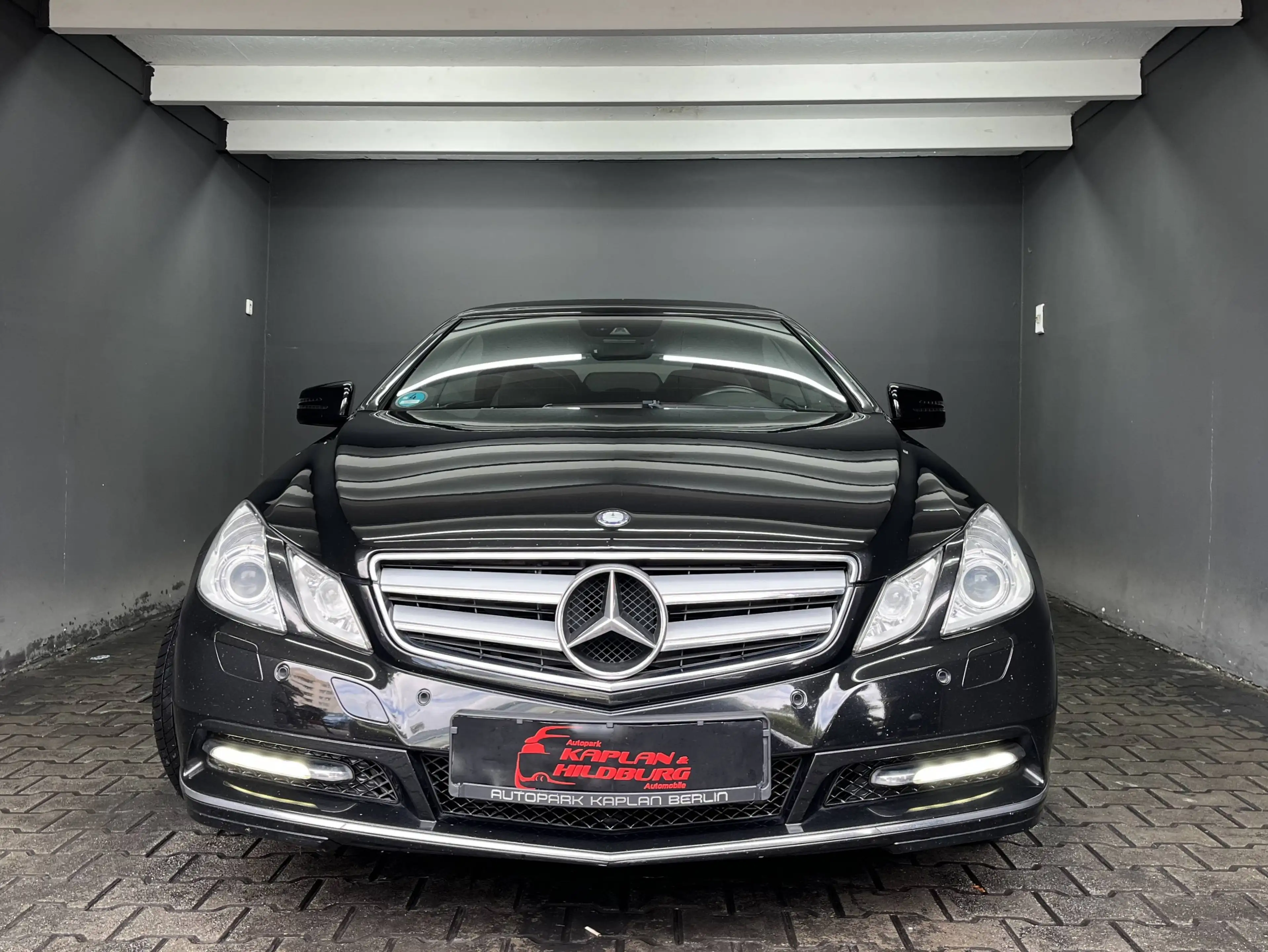 Mercedes-Benz E 250 CGI CABRIO, AUTOMATIK, BiXENON, LEDER, NAV — photo 4