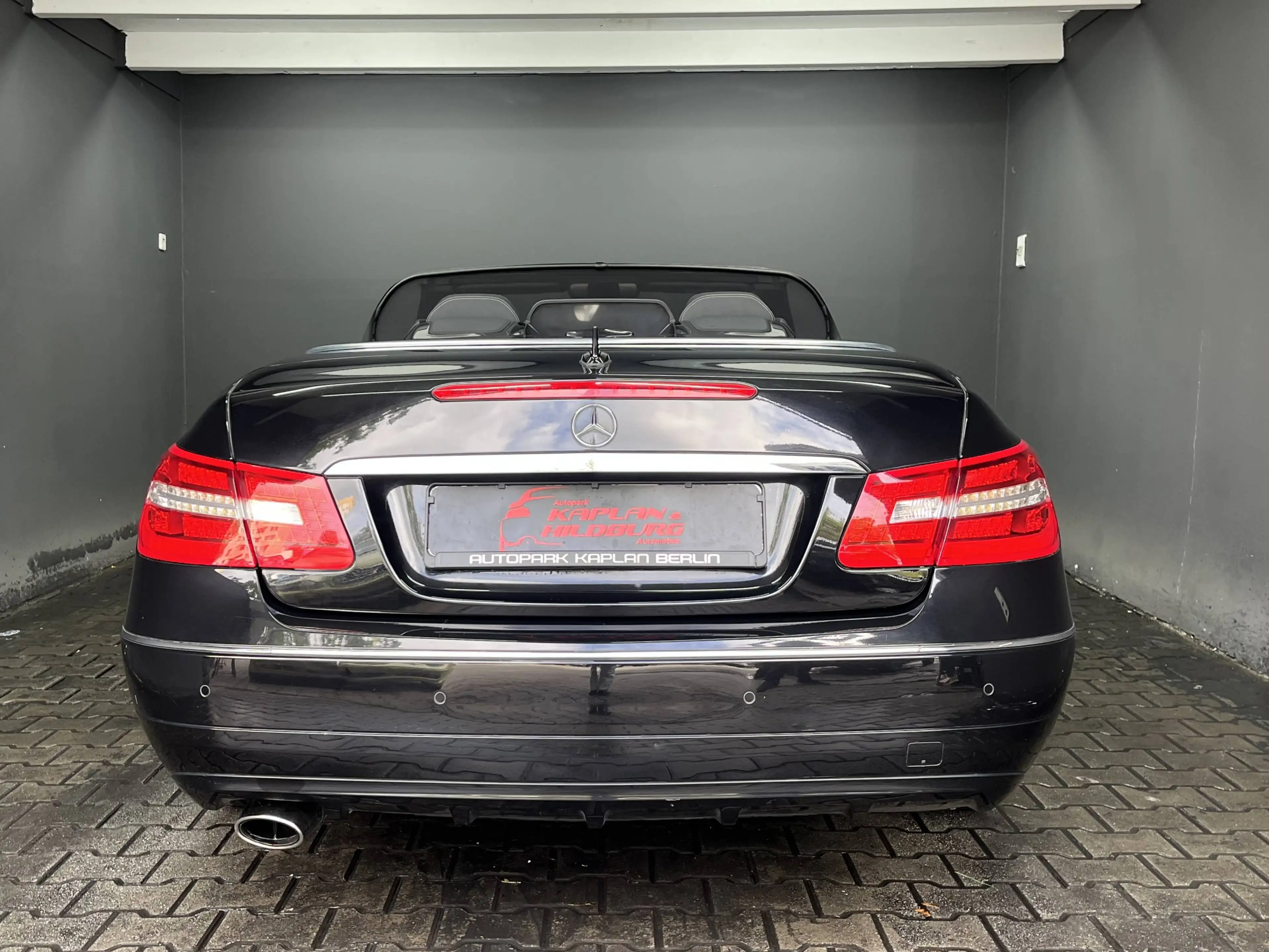 Mercedes-Benz E 250 CGI CABRIO, AUTOMATIK, BiXENON, LEDER, NAV — photo 10