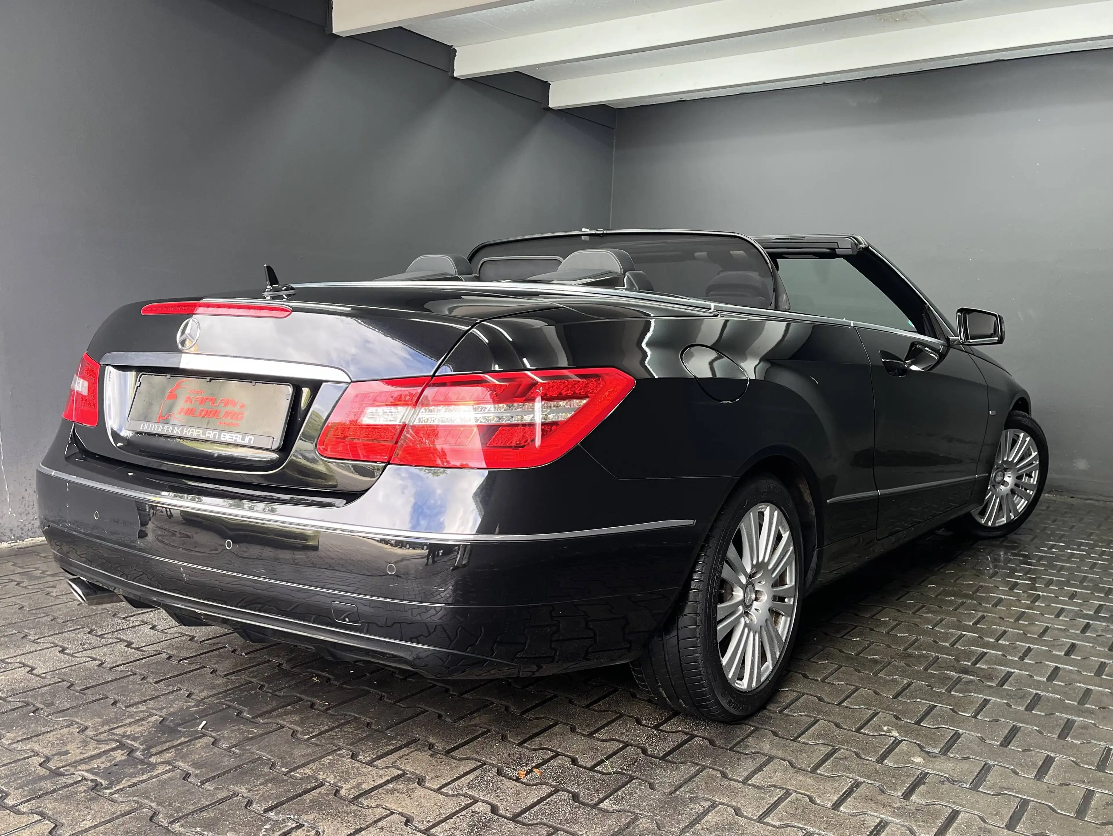 Mercedes-Benz E 250 CGI CABRIO, AUTOMATIK, BiXENON, LEDER, NAV — photo 8