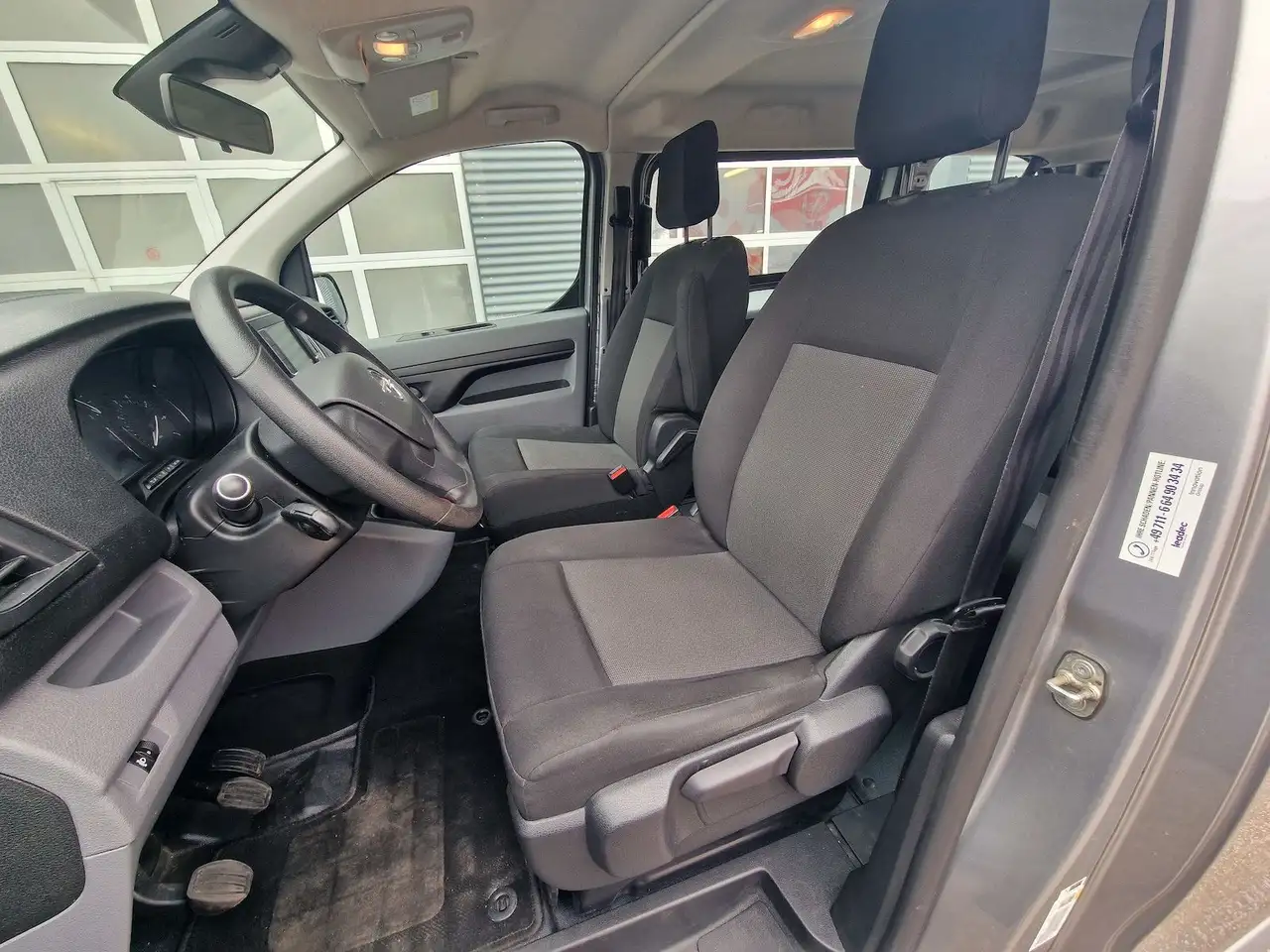 Opel Vivaro 2.0 D Design Paket NAVI Anhängerkupplung 9