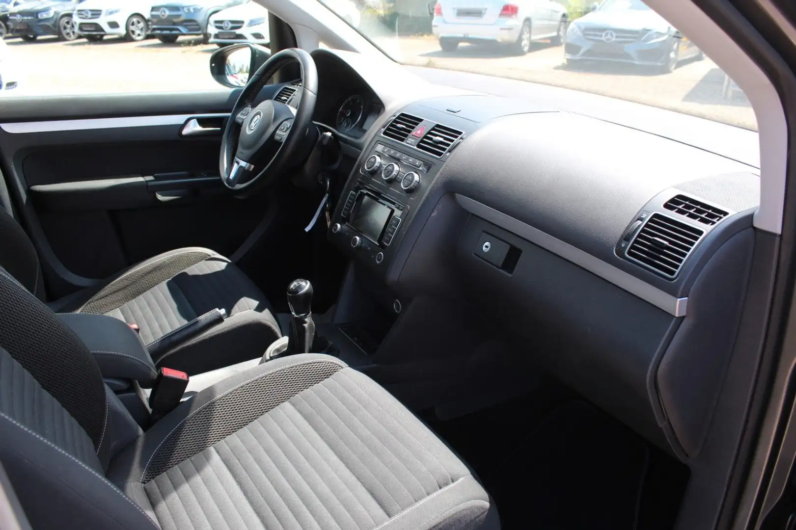 Volkswagen Touran Cup*Family*PARK*NAVI*TEMPO*LED*AHK abnehm Šedá - 2
