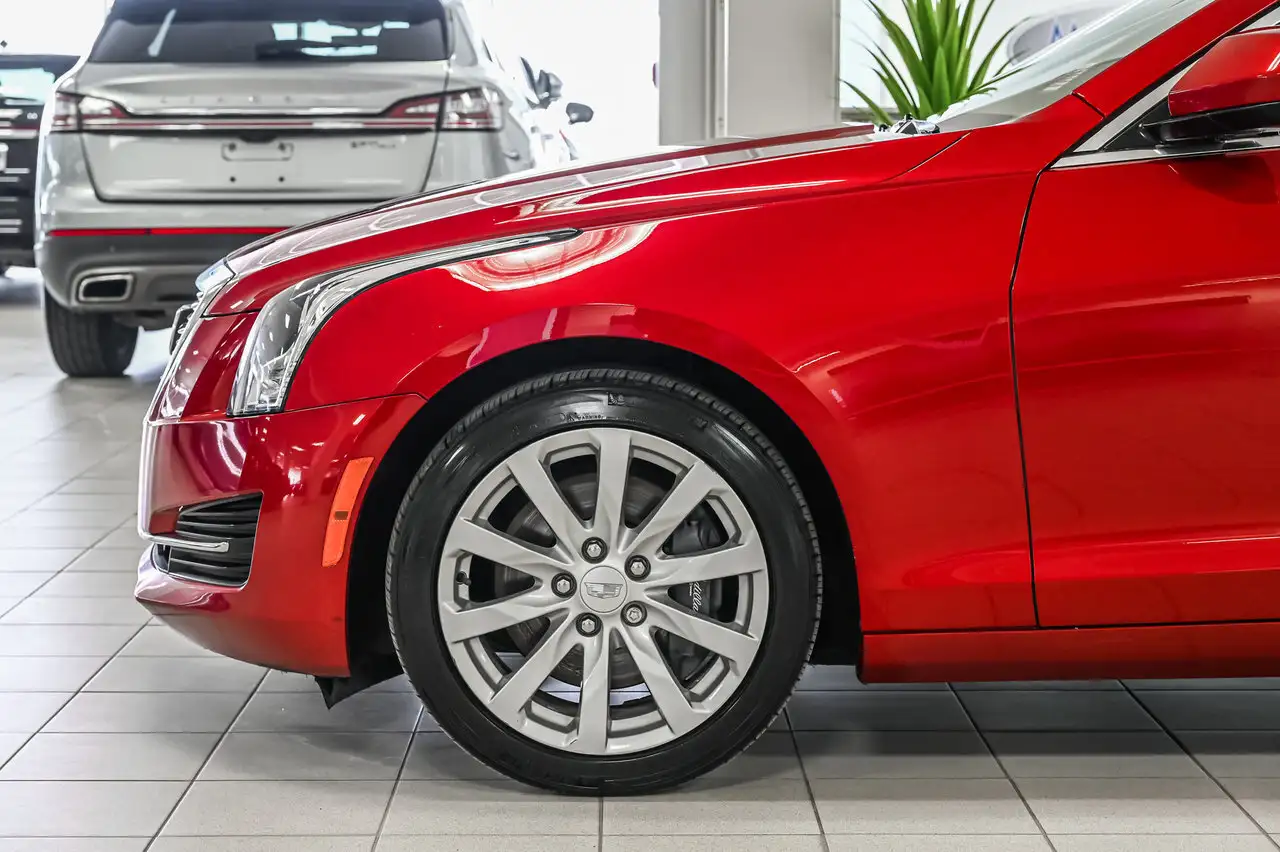 Cadillac ATS снимка Cadillac ATS