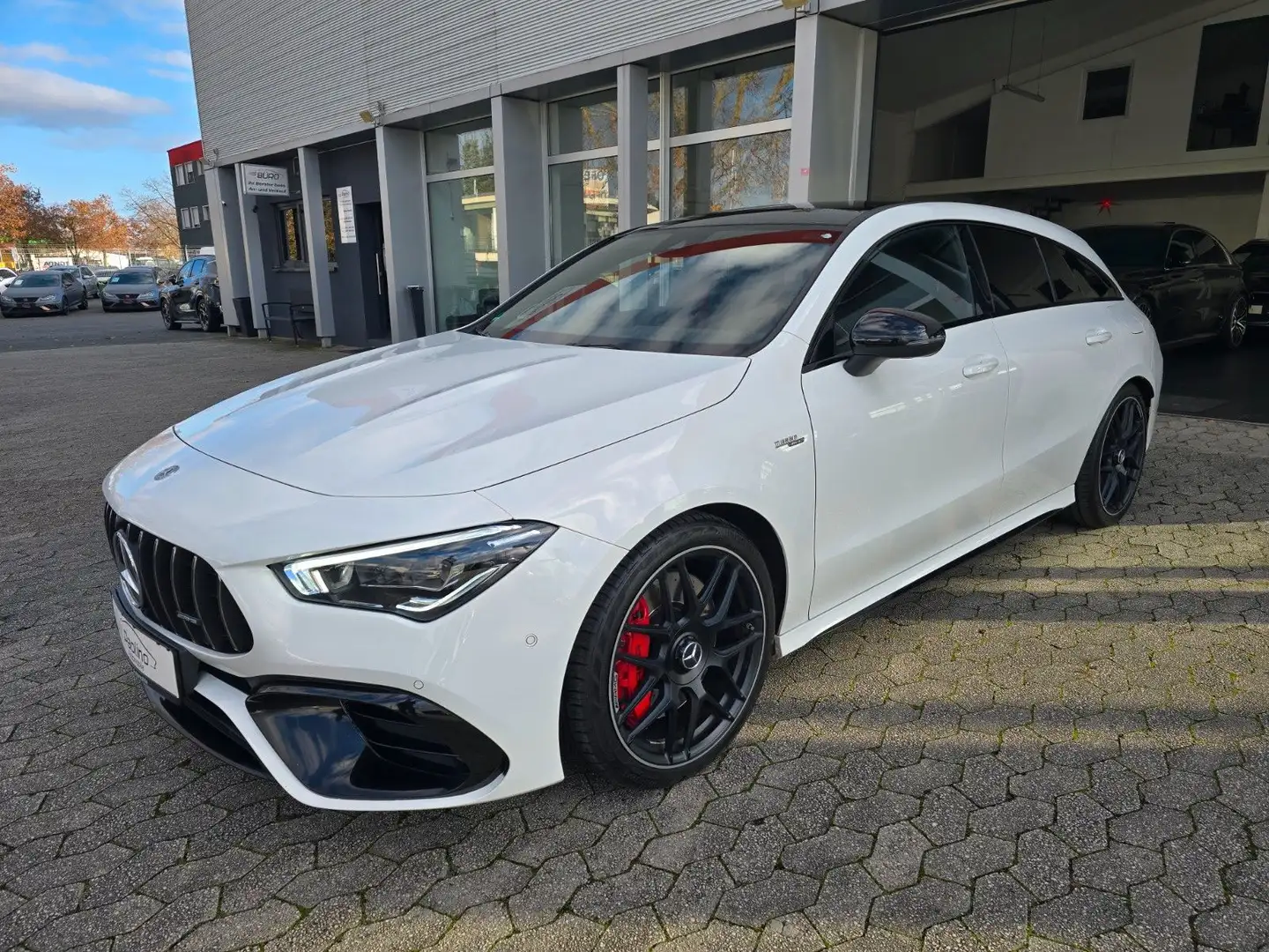 Mercedes-Benz CLA 45 AMG CLA 45 S AMG Shooting Brake 4Matic *Pano*Burmest Weiß - 1
