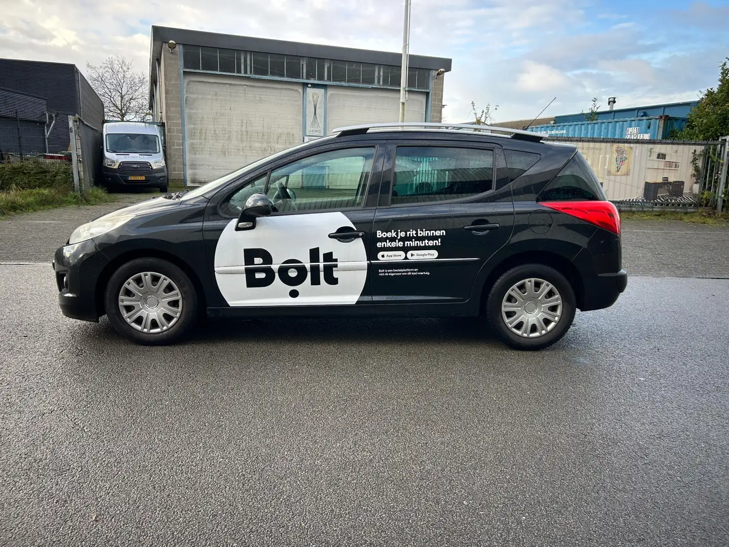 Peugeot 207 SW 1.6 VTi Active Airco/Cruise/aux Zwart - 2