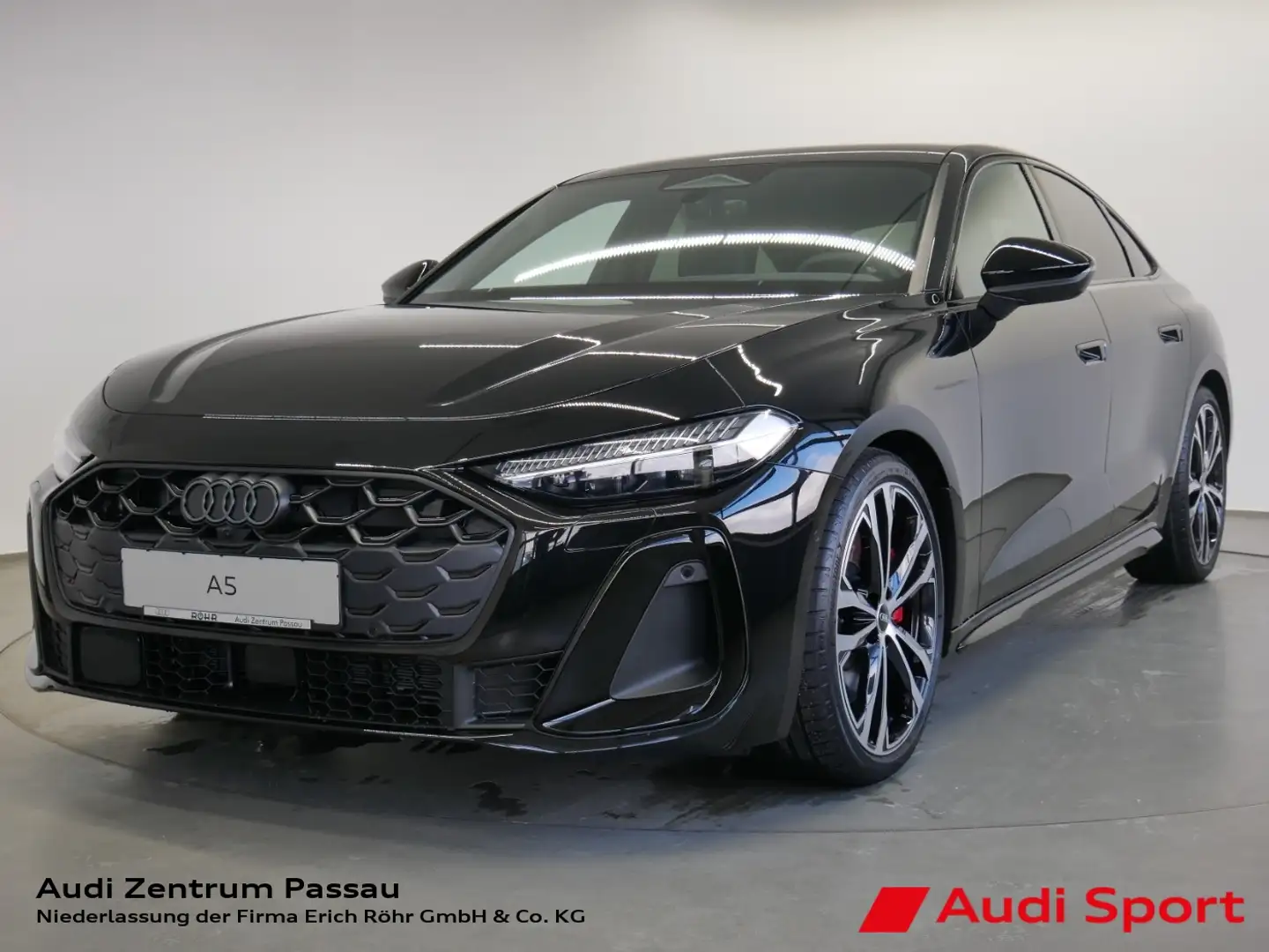 Audi S5 Limousine TFSI S tro. S line MATRIX AHK PANO HEAD- Schwarz - 1