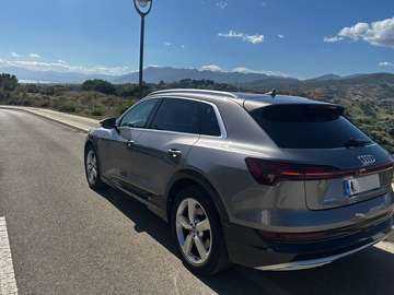 e-tron Sportback 55 quattro Advanced Advanced