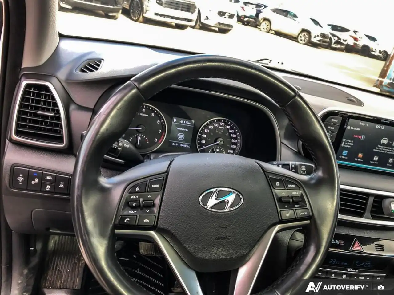 Hyundai TUCSON снимка Hyundai TUCSON