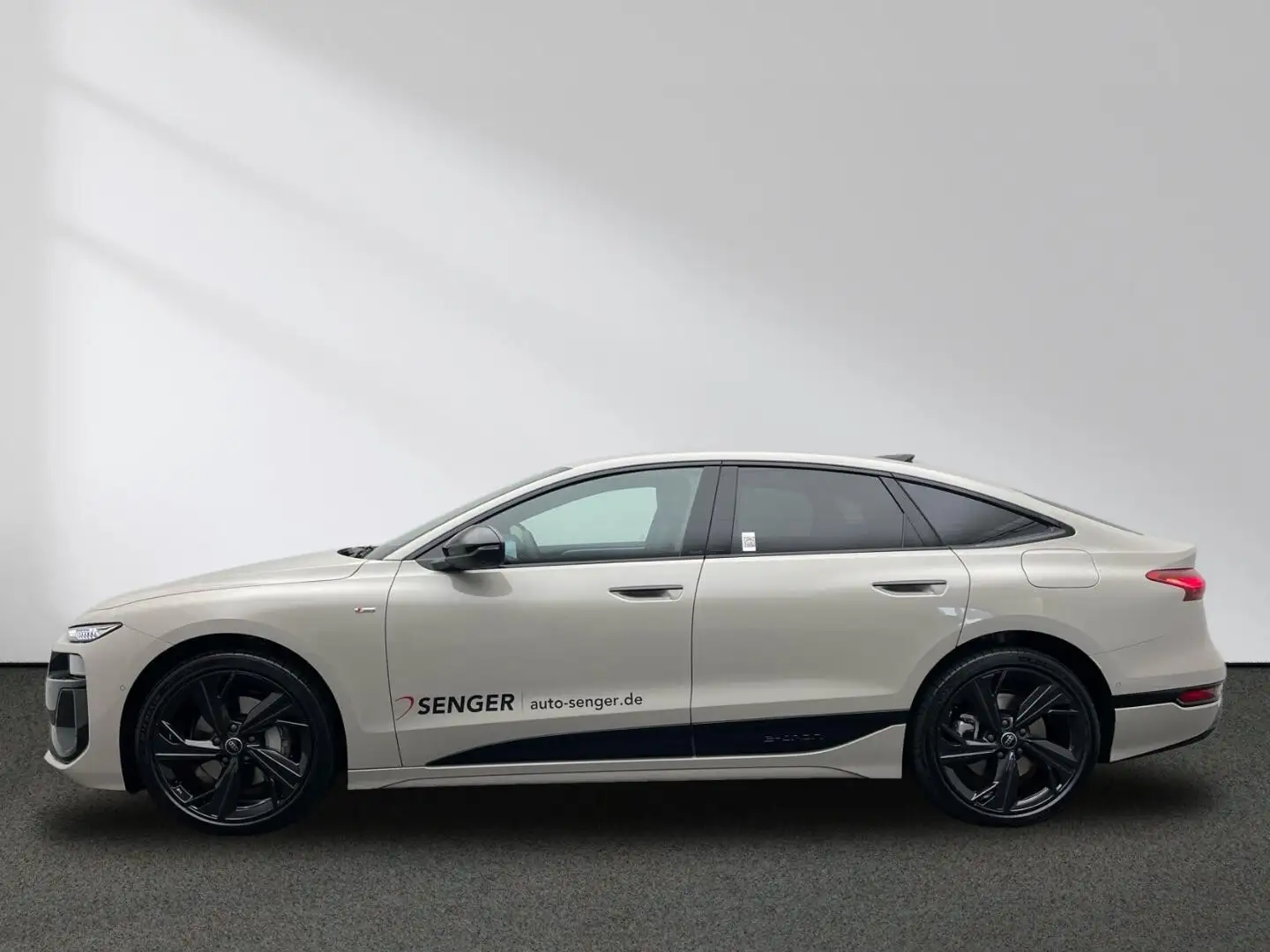 Audi A6 Sportb. e-tron performance MMI experience pro Beige - 2