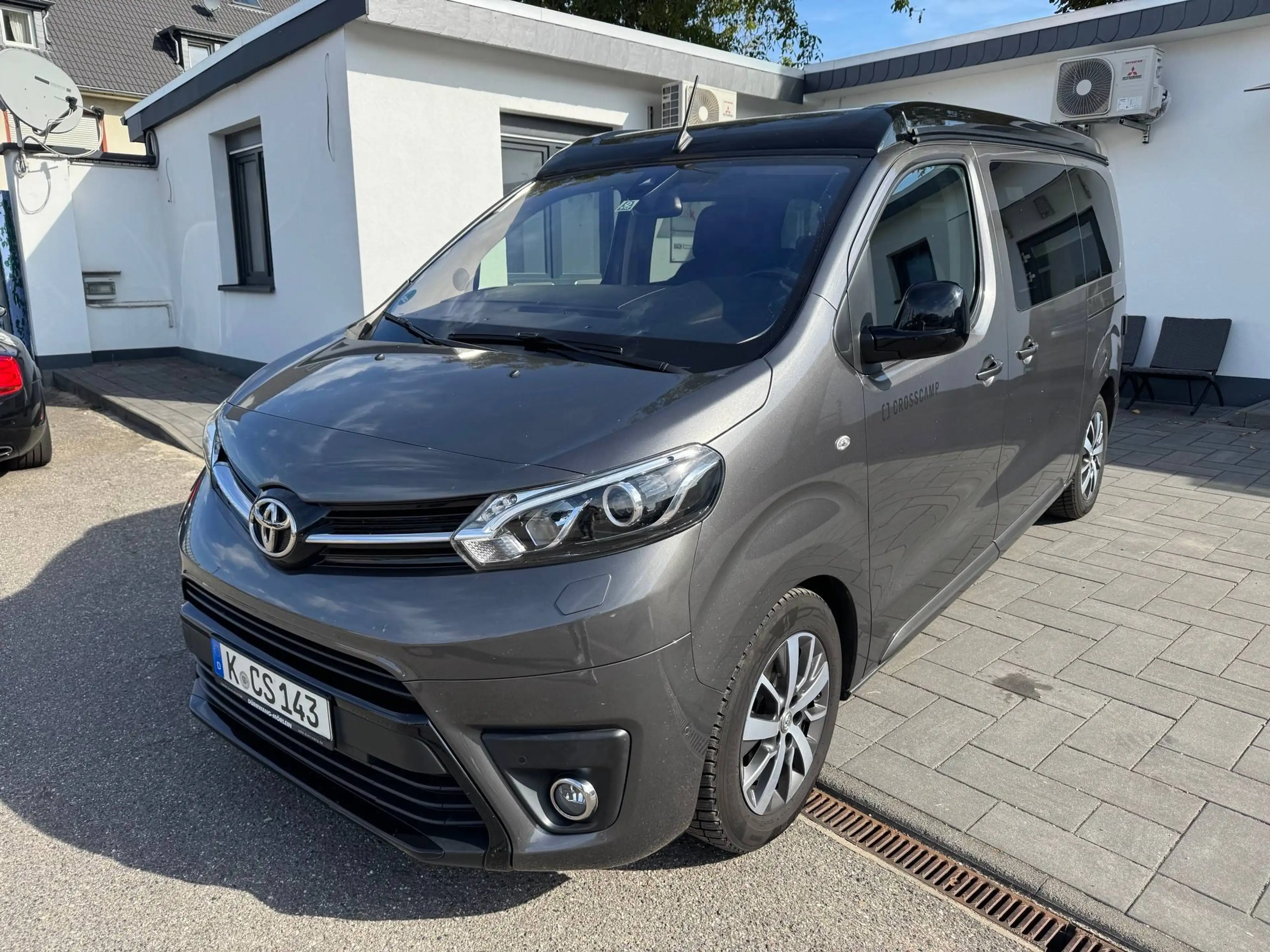 Toyota Proace (Verso)Proace Crosscamp Aufstelldach  Flex 8-Sitze Küche