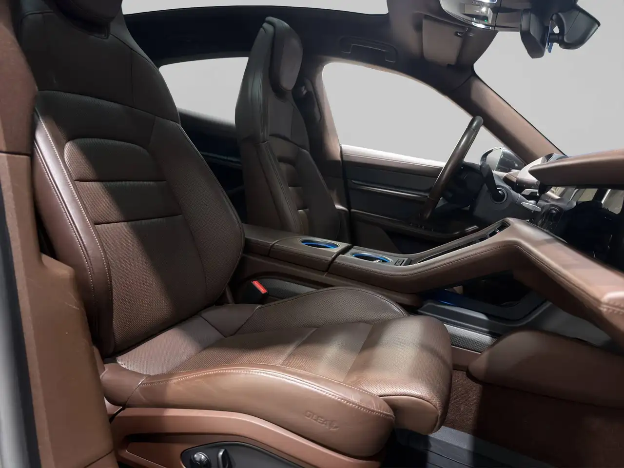 PORSCHE TAYCAN 4S