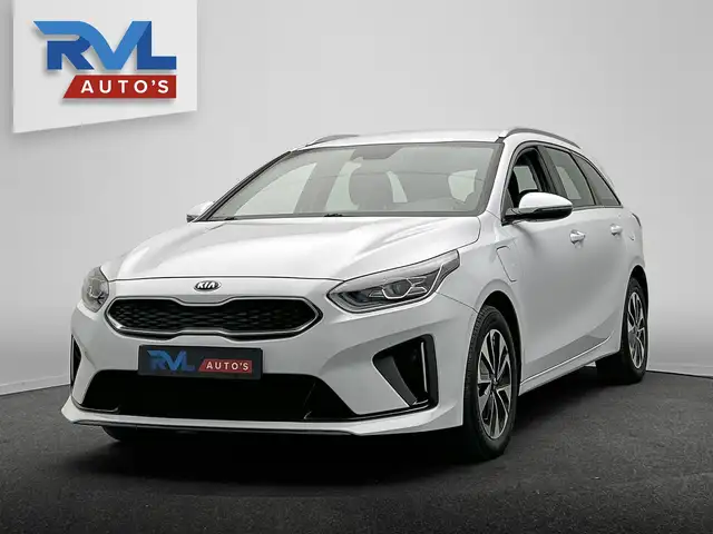 Kia Ceed SW / cee'd SW Sportswagon 1.6 GDI PHEV DynamicLine ** 6 STUKS OP