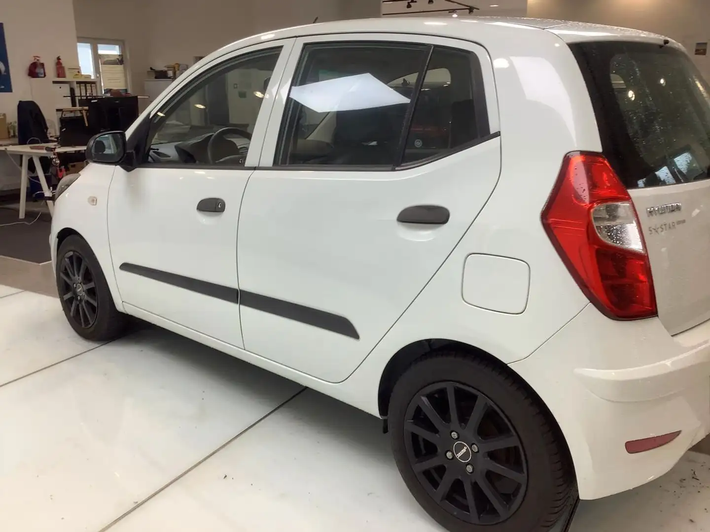 Hyundai i10 5 Star Edition 2.Hand Tuv Neu ! Blanco - 2