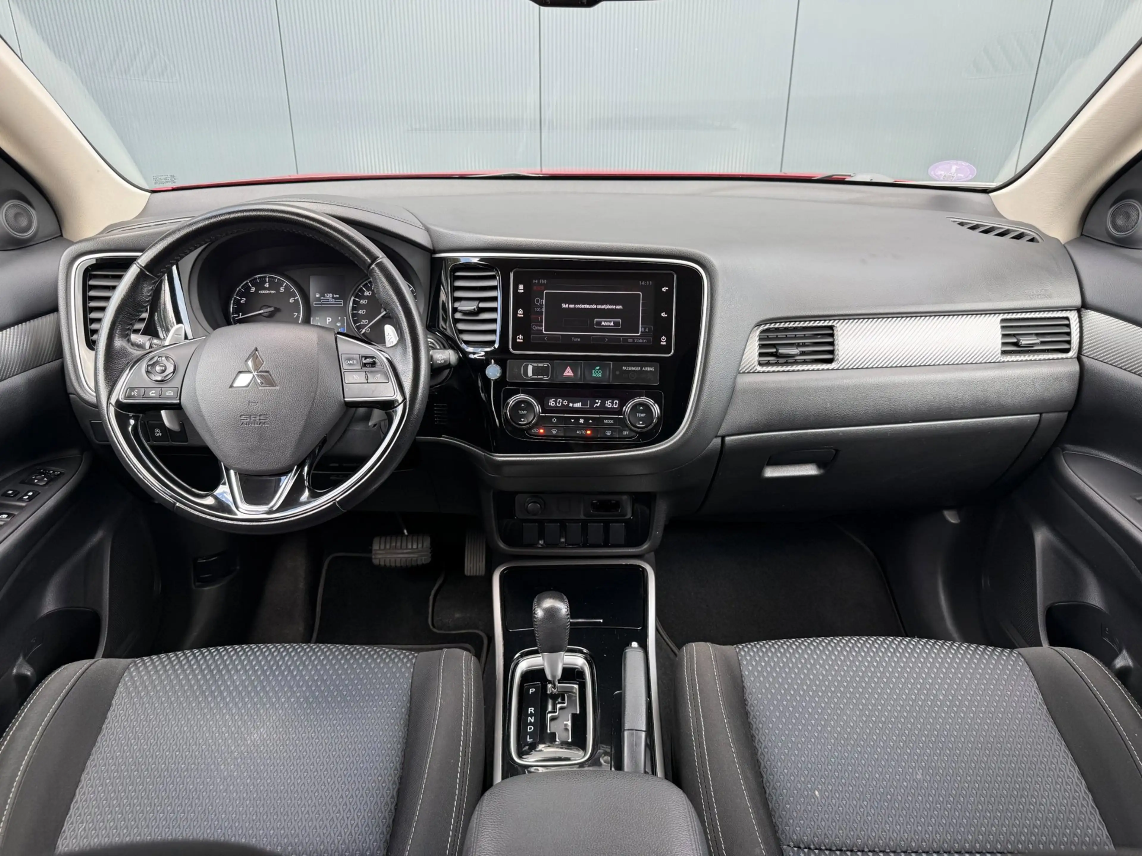Mitsubishi Outlander 2.0 Business Edition Camera Airco APK — photo 10