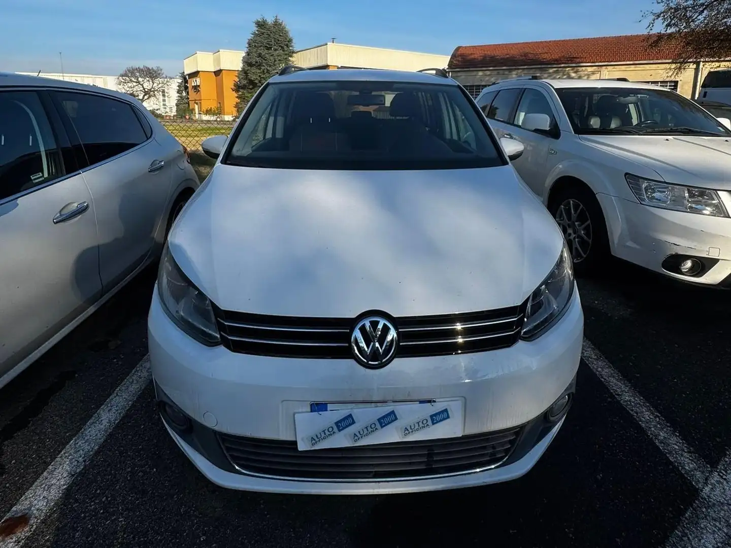 Volkswagen Touran Touran II 2010 1.4 tsi Highline ecofuel M 150cv Weiß - 1