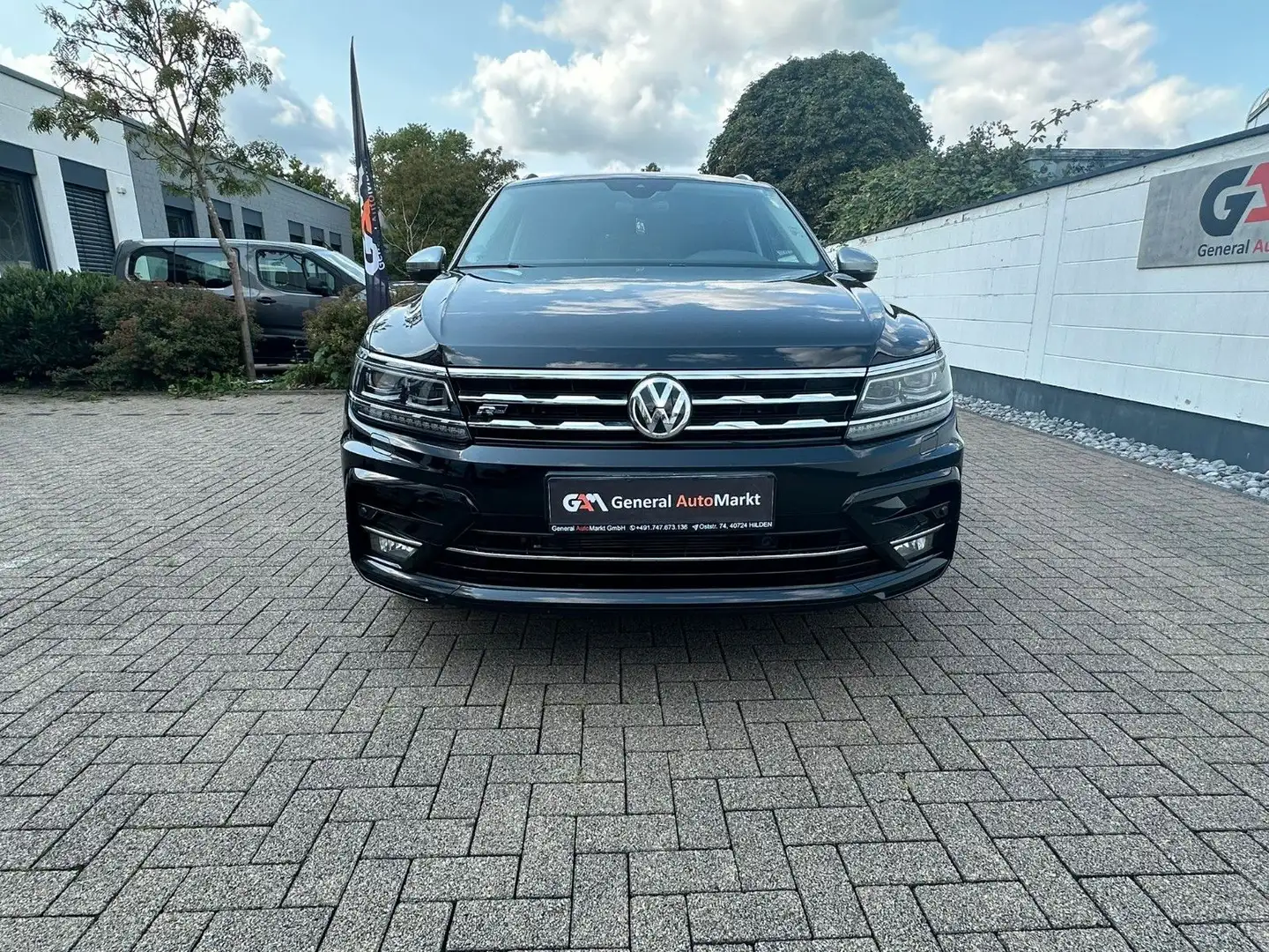 Volkswagen Tiguan Allspace /7Sitzer/LED/R-Line/AHK/RFK Schwarz - 2