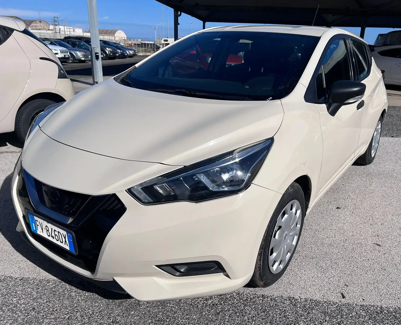 Nissan Micra 1.0 IG 12V 5 porte Acenta Beige - 1