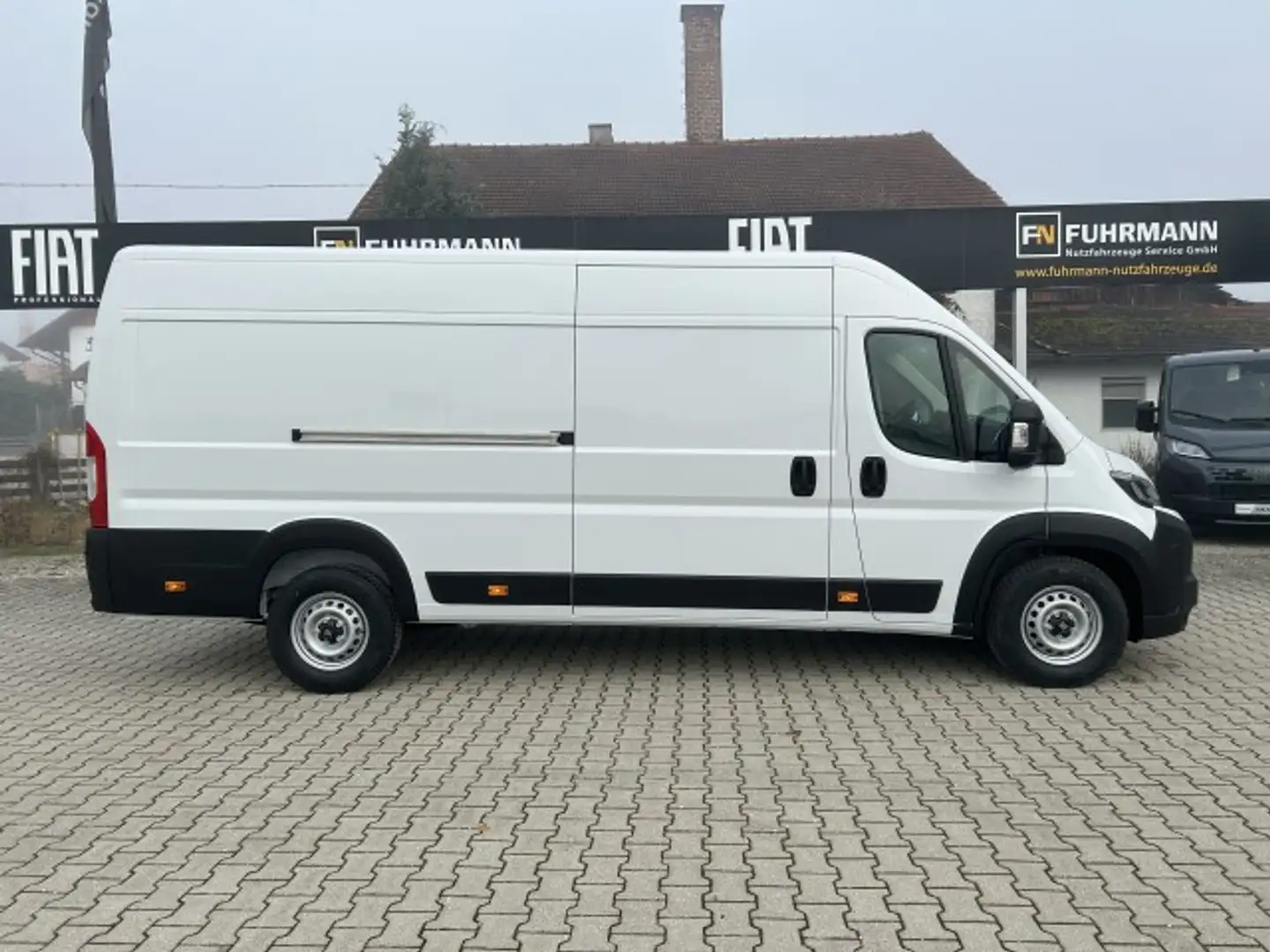 Fiat Ducato KASTENWAGEN MAXI 35 L4H2 180 AT Weiß - 2