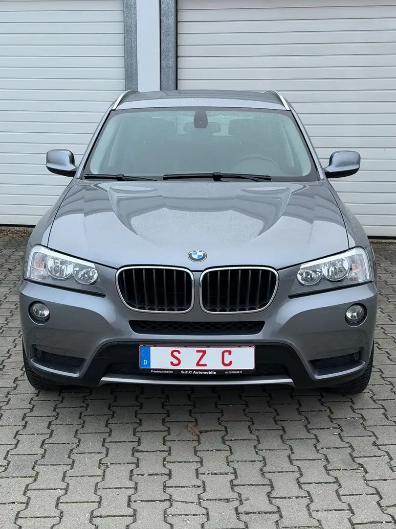 BMW X3 Baureihe X3 xDrive 20 d Grau - 2