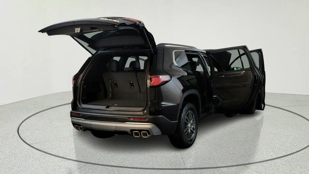 GMC Acadia photo GMC Acadia