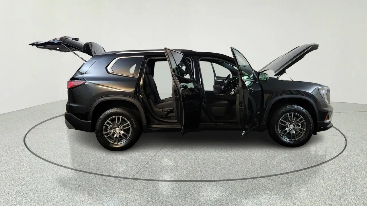GMC Acadia photo GMC Acadia